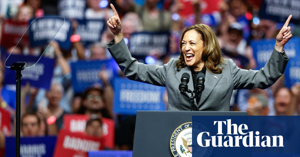 More than 700 national security officials endorse Kamala Harris for...